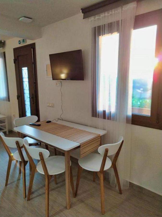 Guesthouse Kastelia Kalampáka Ngoại thất bức ảnh