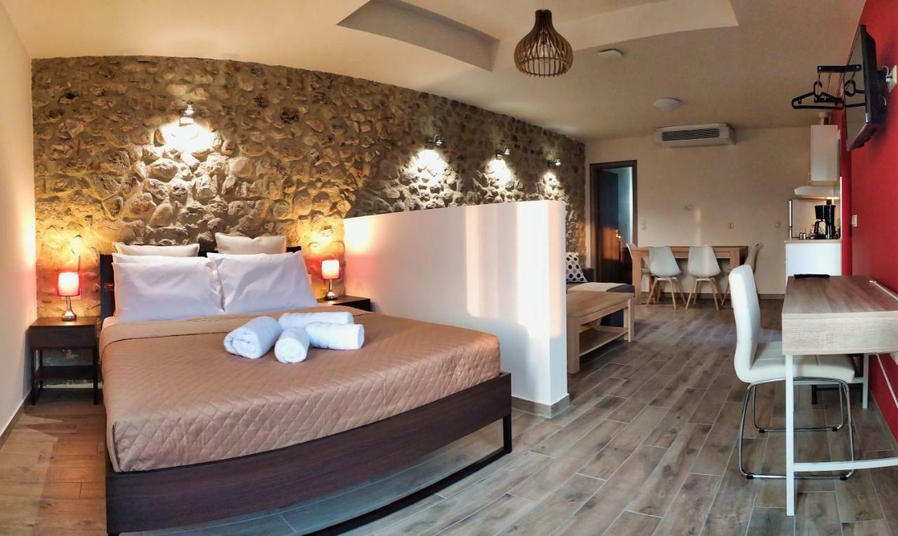 Guesthouse Kastelia Kalampáka Ngoại thất bức ảnh